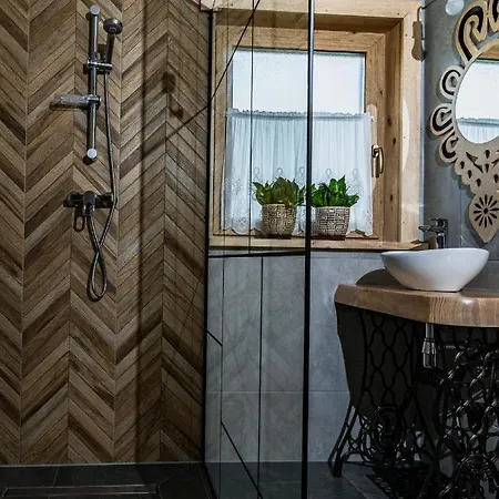 Obrochtowa Domek alpejski